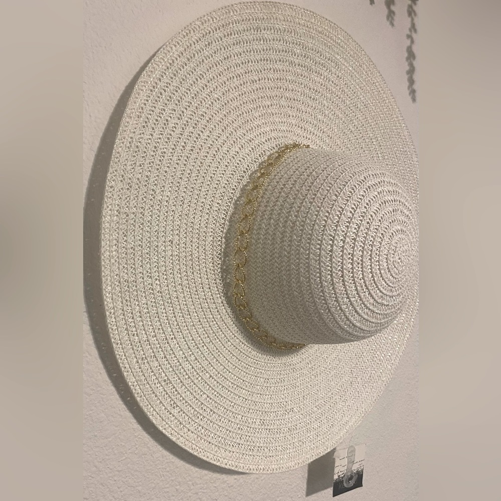 Kensie Beach Hat